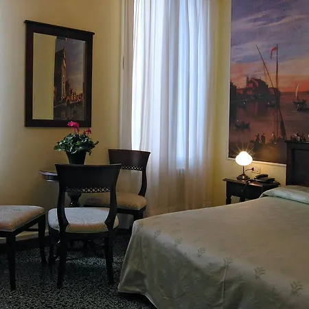 Ca' Centopietre بيت ضيافة البندقية