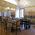 Ca' Centopietre Pensionat Venedig