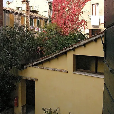 Ca' Centopietre